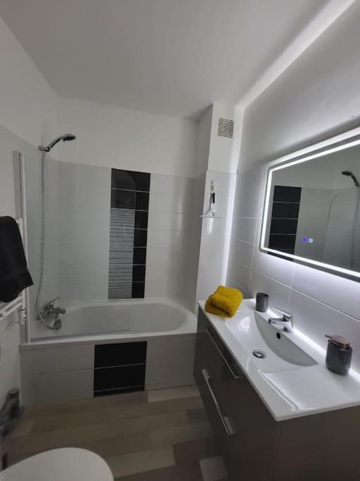 Studio "La Parenthese", A 50 Metres De La Plage Saint-Quay-Portrieux Zewnętrze zdjęcie